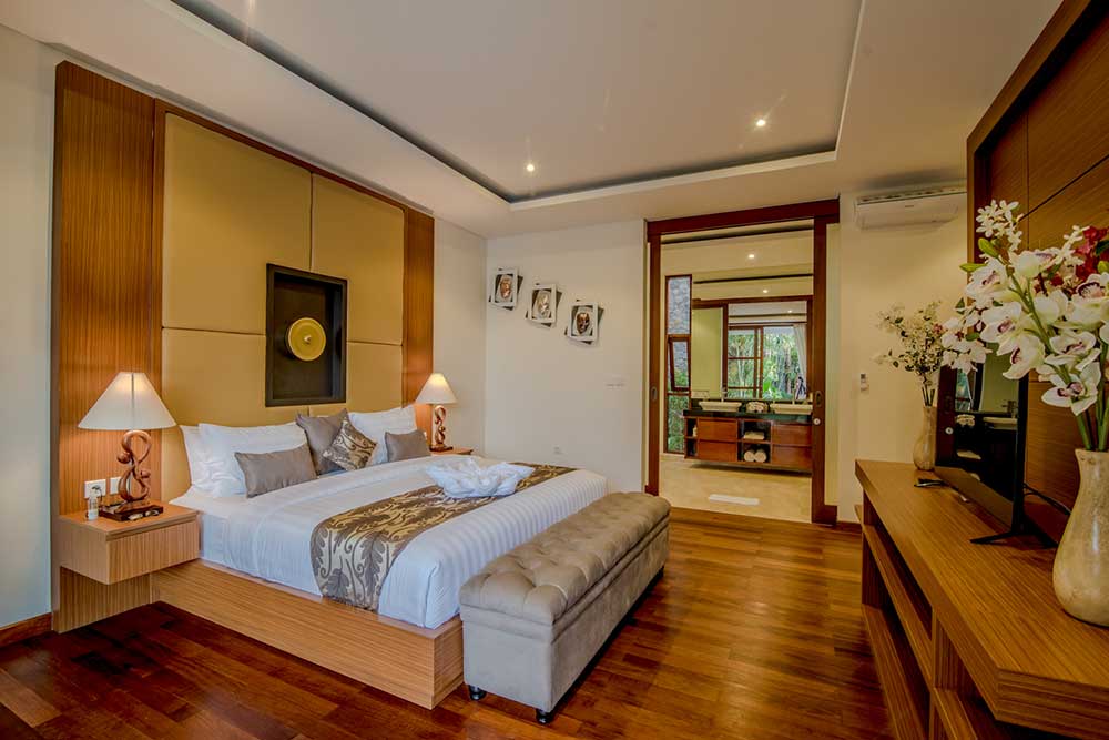 Bali 5.4 Master Cabin. A-185 Rooms Low detailed.